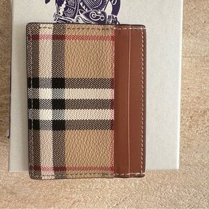 Burberry card case - check